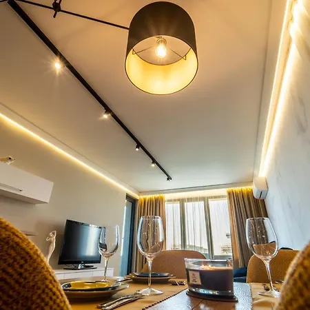 Location,sea ​​view And Luxury In Symphony *