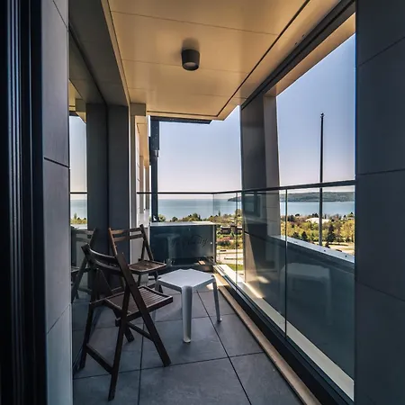 Location,sea ​​view And Luxury In Symphony *