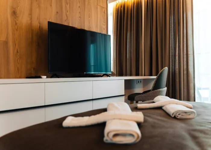 Location,sea ​​view And Luxury In Symphony Varna